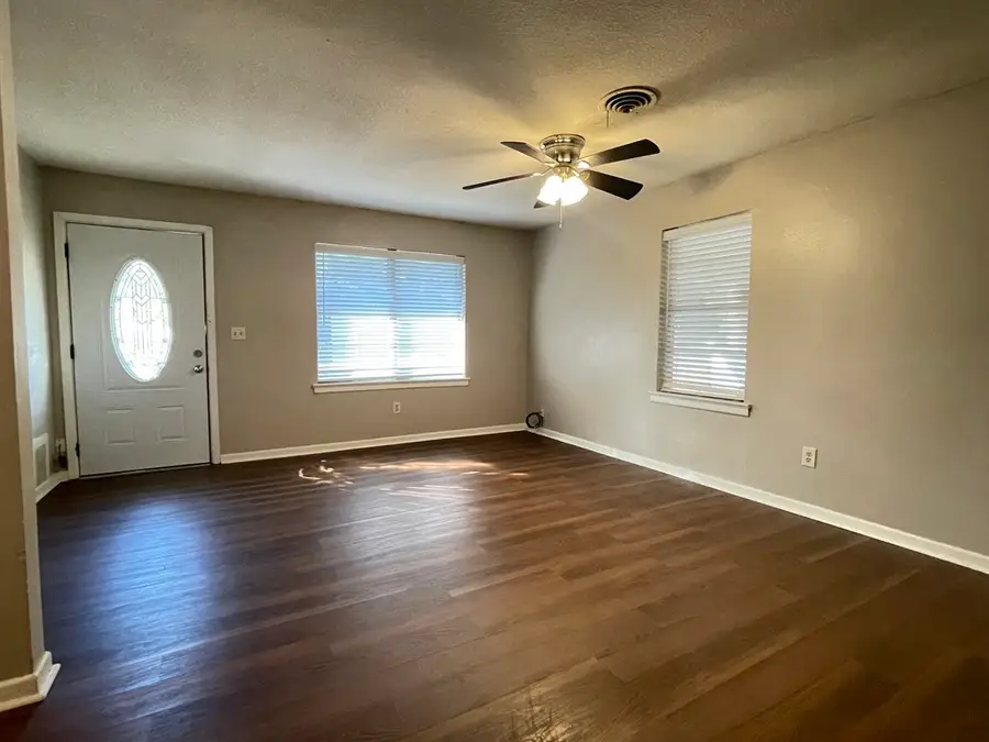 605 Valle Vista Drive, Athens, TX 75751 - Image #3