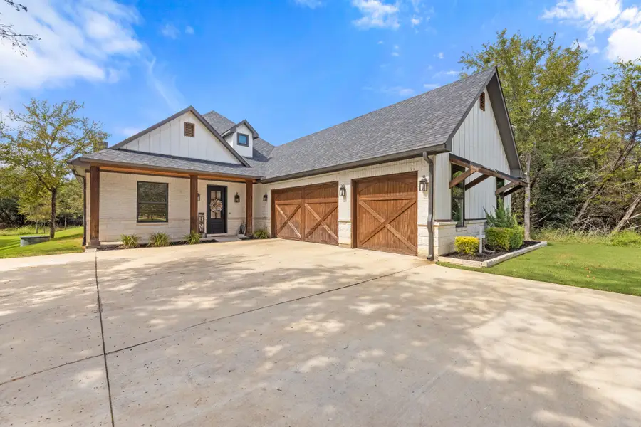 24139 Wood Hollow Drive, Whitney, TX 76692 - Image #3