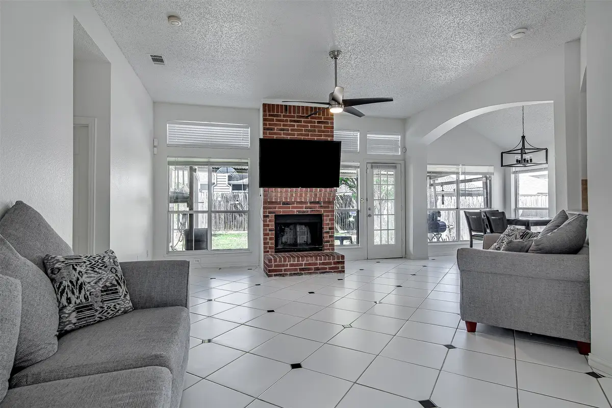 6006 Team Court, Arlington, TX 76018 - Image #1