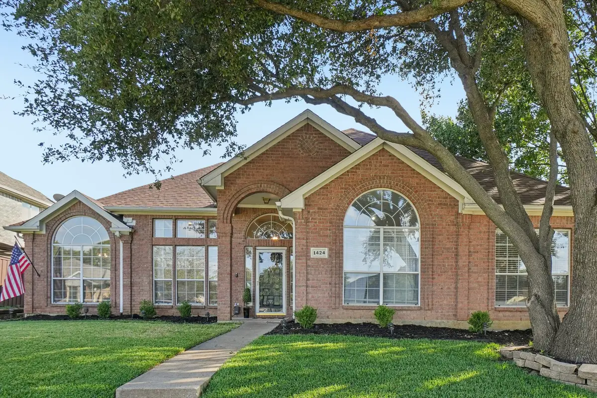 1424 Bogard Lane, Lewisville, TX 75077 - Image #1