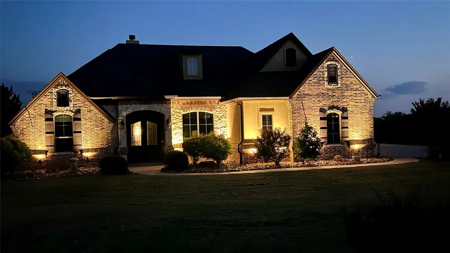 3505 Grand Harbor Court, Granbury, TX 76049 - Image #2