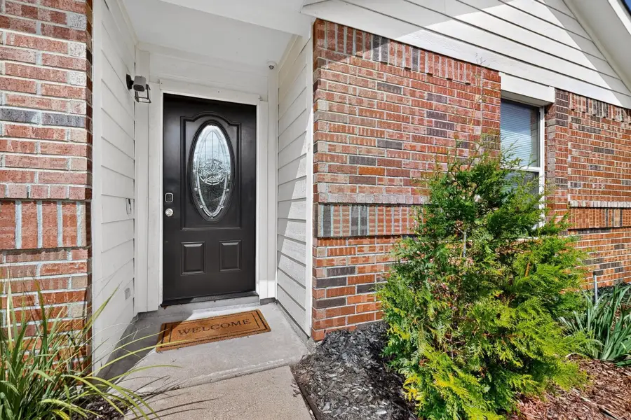 124 Sandlewood Drive, Terrell, TX 75160 - Image #3