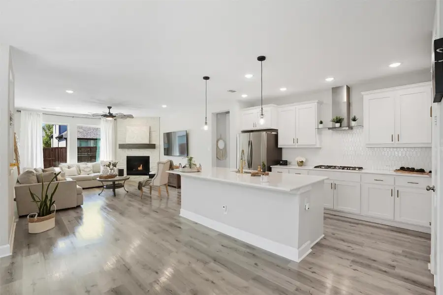 4113 Gainesway Lane, Aubrey, TX 76227 - Image #2