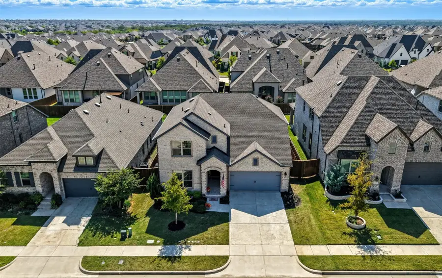 4113 Gainesway Lane, Aubrey, TX 76227 - Image #3