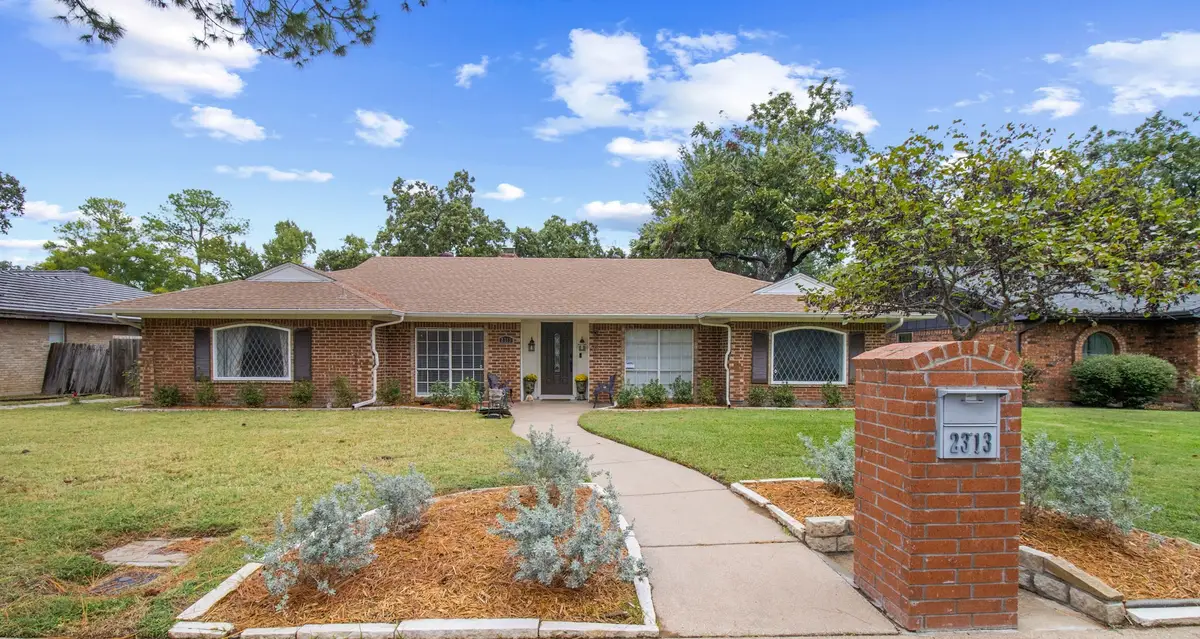 2313 Perryland Drive, Arlington, TX 76013 - Image #1