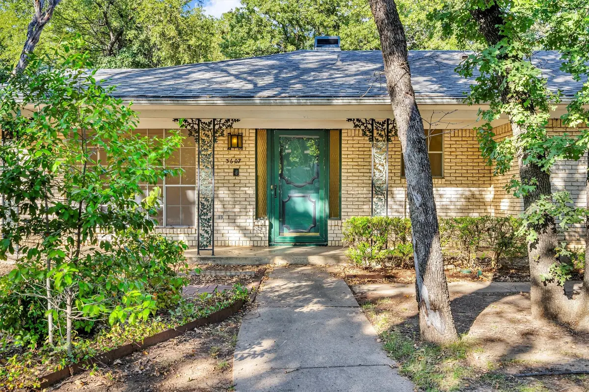 3607 Halifax Drive, Arlington, TX 76013 - Image #1