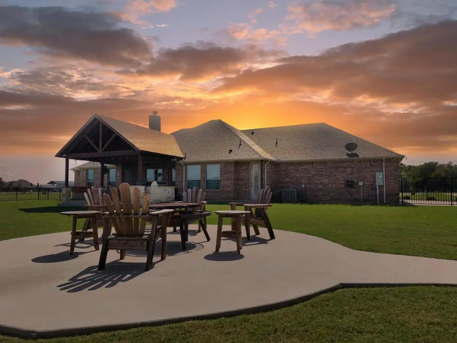 391 Horseshoe Bend, Royse City, TX 75189 - Image #2