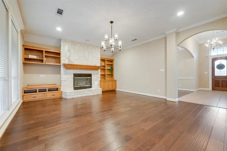 8205 Edgemont Court, North Richland Hills, TX 76182 - Image #3