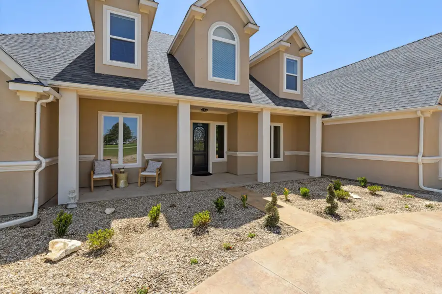 626 Scoggins Road, Tioga, TX 76271 - Image #3