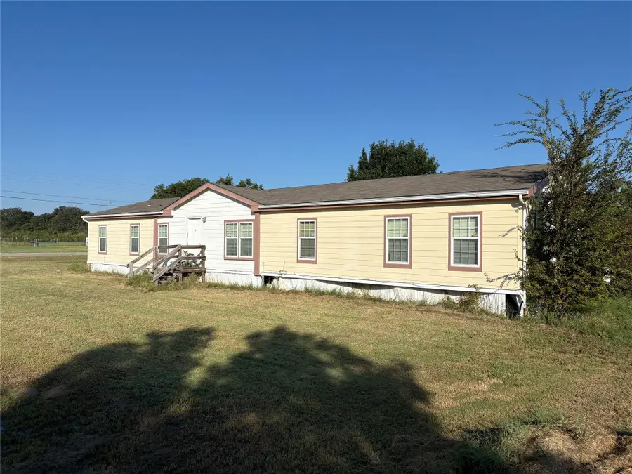 135 Paint Court, Stephenville, TX 76401 - Image #2