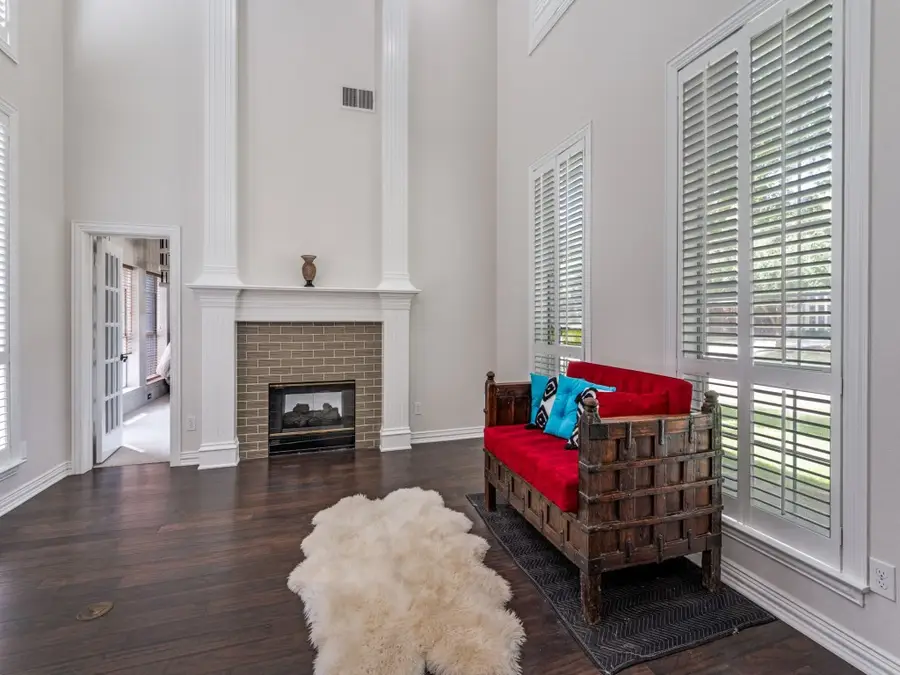 4560 Old Pond Drive, Plano, TX 75024 - Image #3