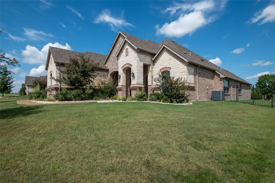 404 Asher Drive, Heath, TX 75032 - Image #2