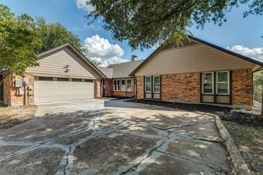 8725 Hidden Hill Drive, Fort Worth, TX 76179 - Image #2