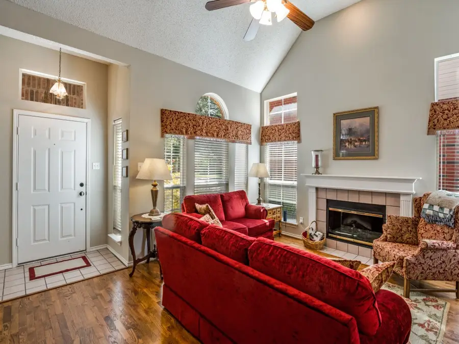 18011 Windflower Way, Dallas, TX 75252 - Image #2