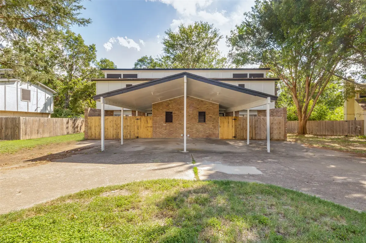 535 Norwood Circle E, Arlington, TX 76013 - Image #1