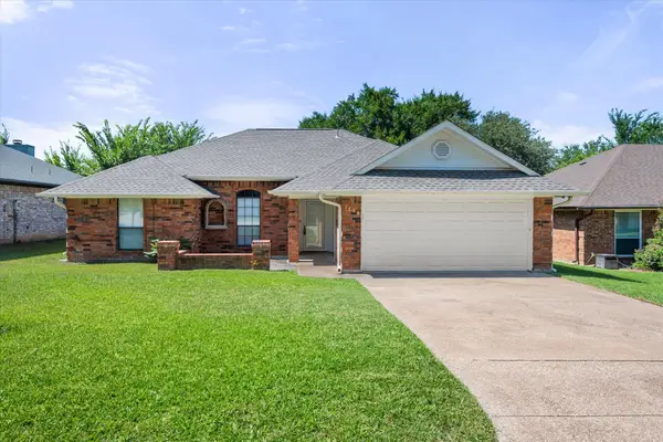 7508 Jamie Renee Lane, North Richland Hills, TX 76182