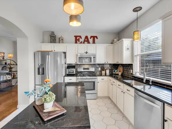 6004 Crestmill Lane, Sachse, TX 75048