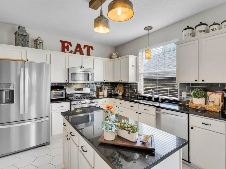 6004 Crestmill Lane, Sachse, TX 75048 - Image #2