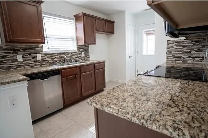 823 E College Avenue, Princeton, TX 75407 - #3