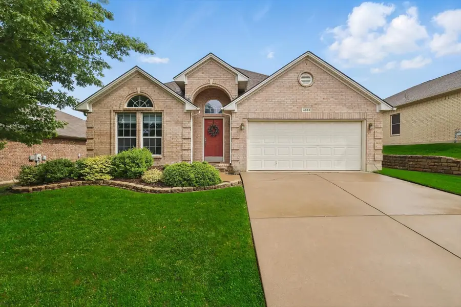 4833 Heber Springs Trail, Fort Worth, TX 76244 - Image #2