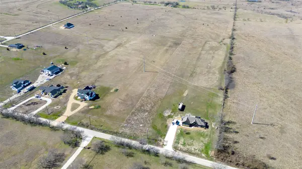 640 County Road 379, Decatur, TX 76234