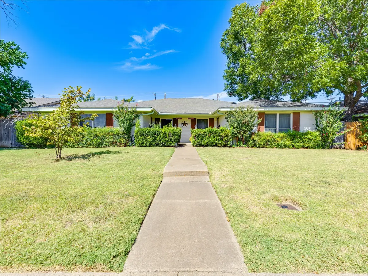 4806 Inverness Avenue, Fort Worth, TX 76132 - Image #1