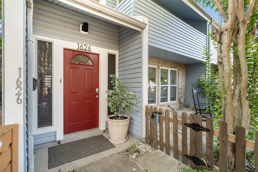 1626 Choteau Circle, Grapevine, TX 76051 - Image #2