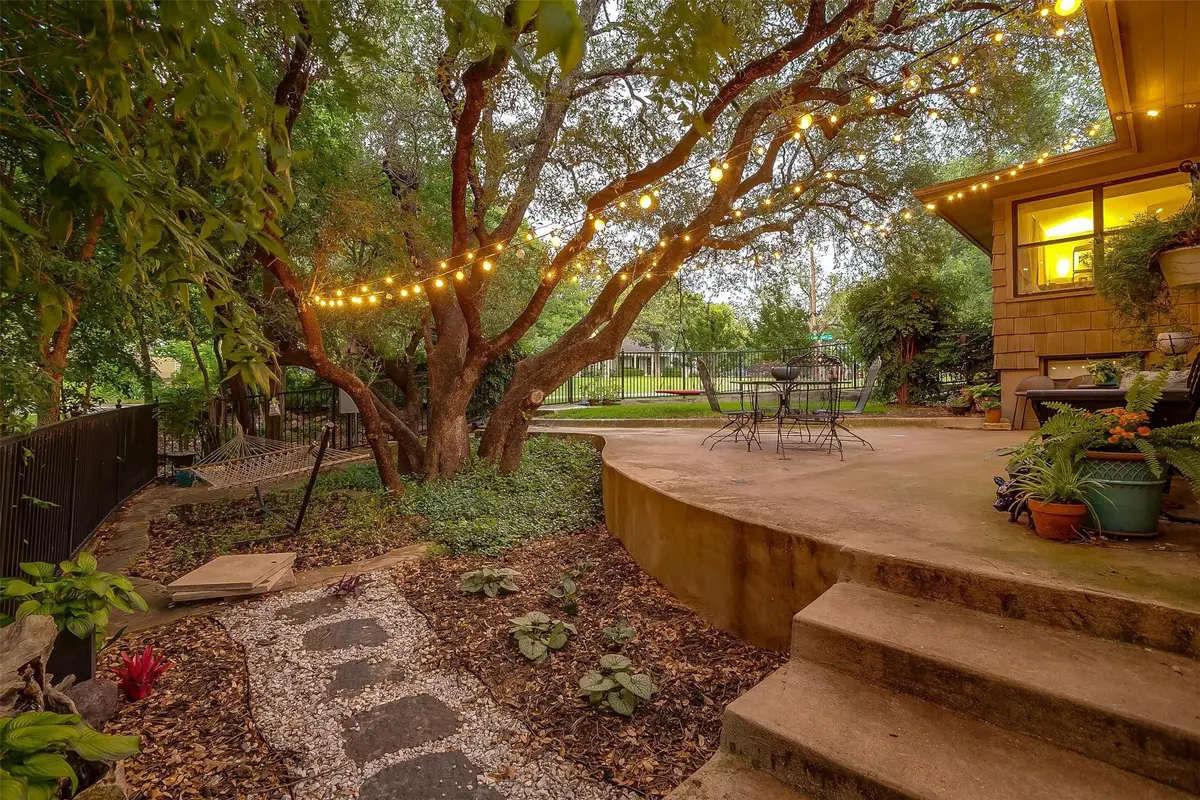 1429 Bluebonnet Drive, Fort Worth, TX 76111 - Image #1