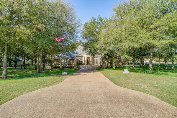 134 Forest Creek Circle, Weatherford, TX 76088