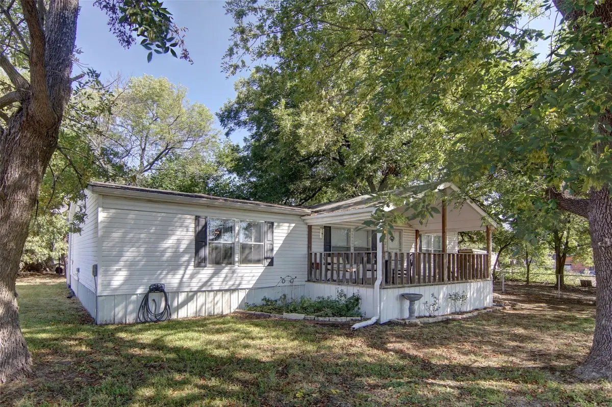 315 Peach Street, Graford, TX 76449 - Image #1