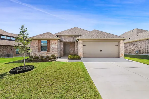 764 Serenity Sound Drive, Lavon, TX 75166
