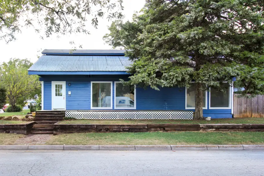 2767 Primrose Avenue, Fort Worth, TX 76111 - Image #2