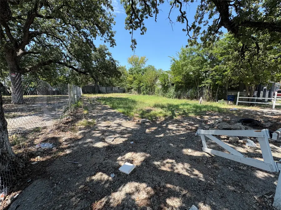 4207 Hamilton Avenue, Dallas, TX 75210 - Image #2