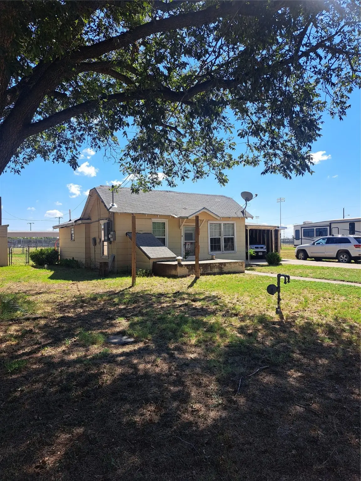 303 S Avenue C, Haskell, TX 79521 - #1