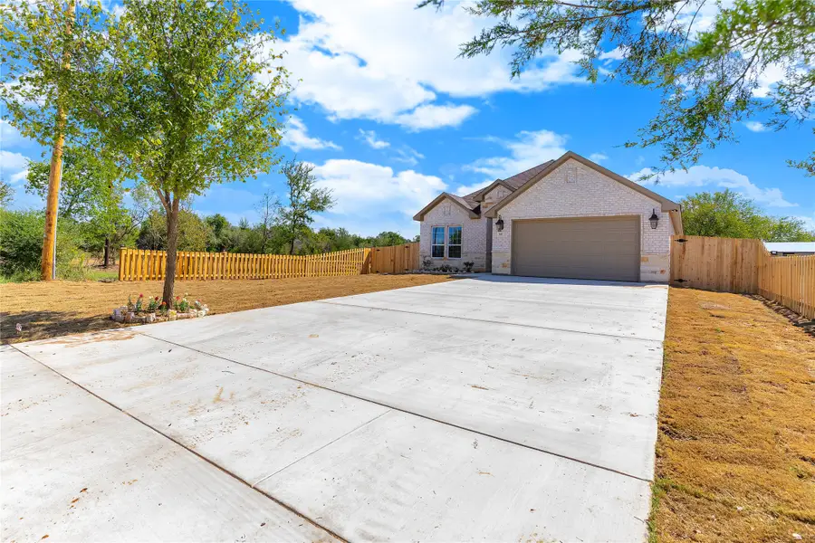 868 Fuller Road, Cleburne, TX 76033 - Image #2