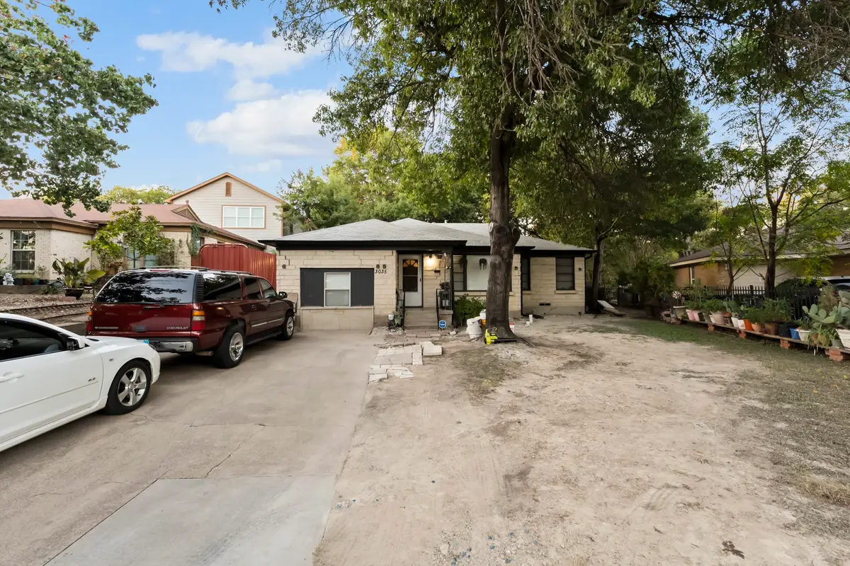 3035 Lasca Street, Dallas, TX 75227 - Image #1