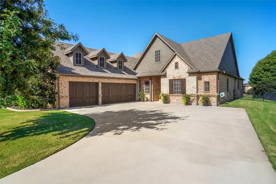 12205 Indian Creek Drive, Fort Worth, TX 76179 - Image #2