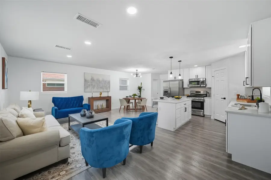 6524 Davidson Street, Richland Hills, TX 76118 - Image #3