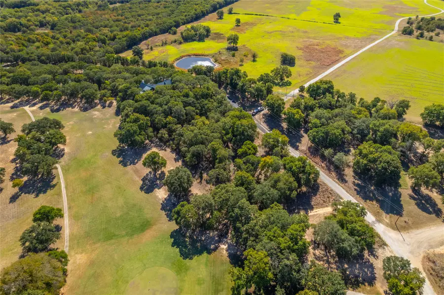 120 W Huron Circle, Nocona, TX 76255 - Image #3