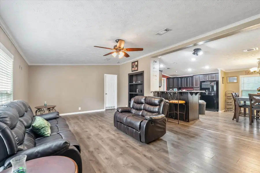 13902 E Travis Lane, Log Cabin, TX 75148 - Image #2