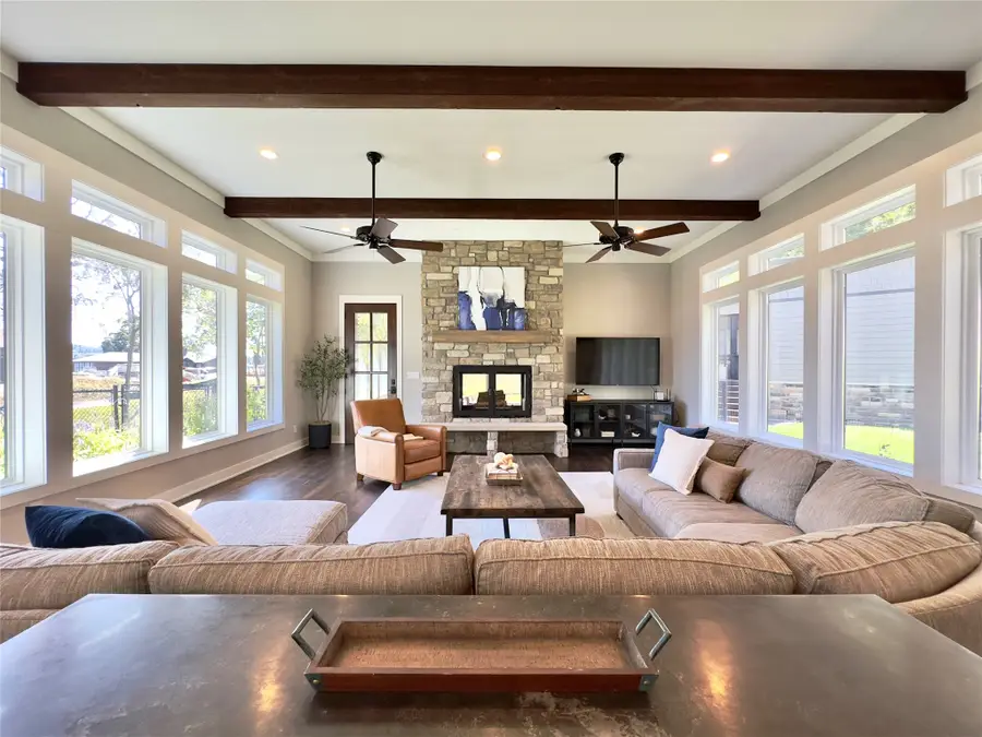 800 King Leonard Court, Scroggins, TX 75480 - Image #2