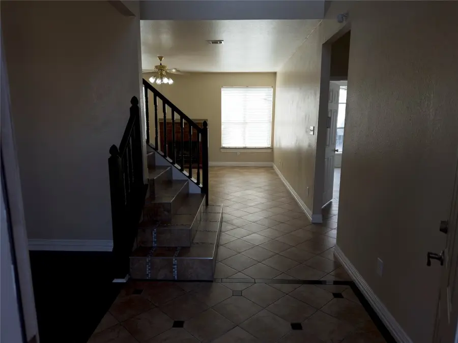 3613 Cotton Creek Lane, Fort Worth, TX 76123 - Image #2