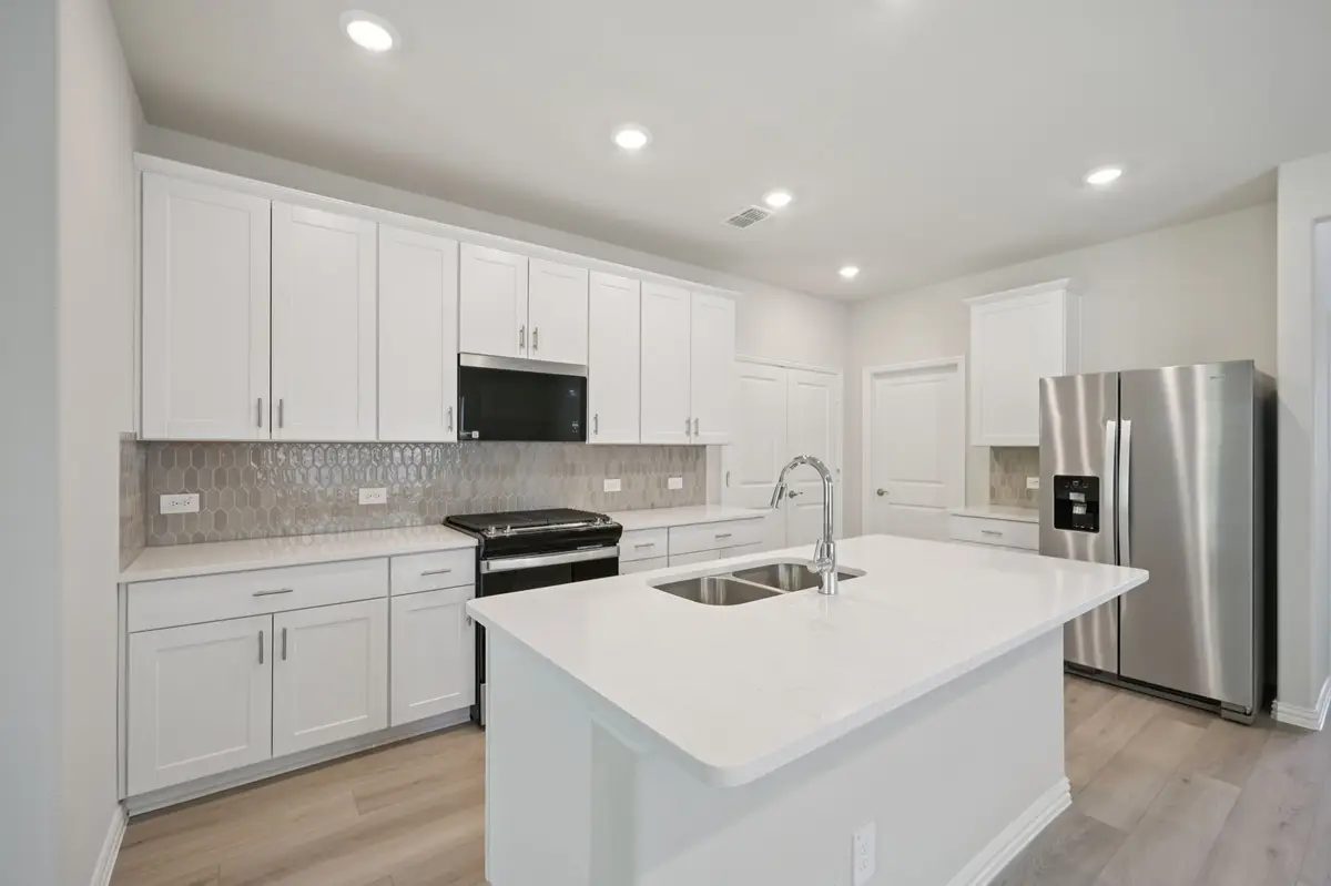 4002 Lavon Drive, Farmersville, TX 75442 - Image #1