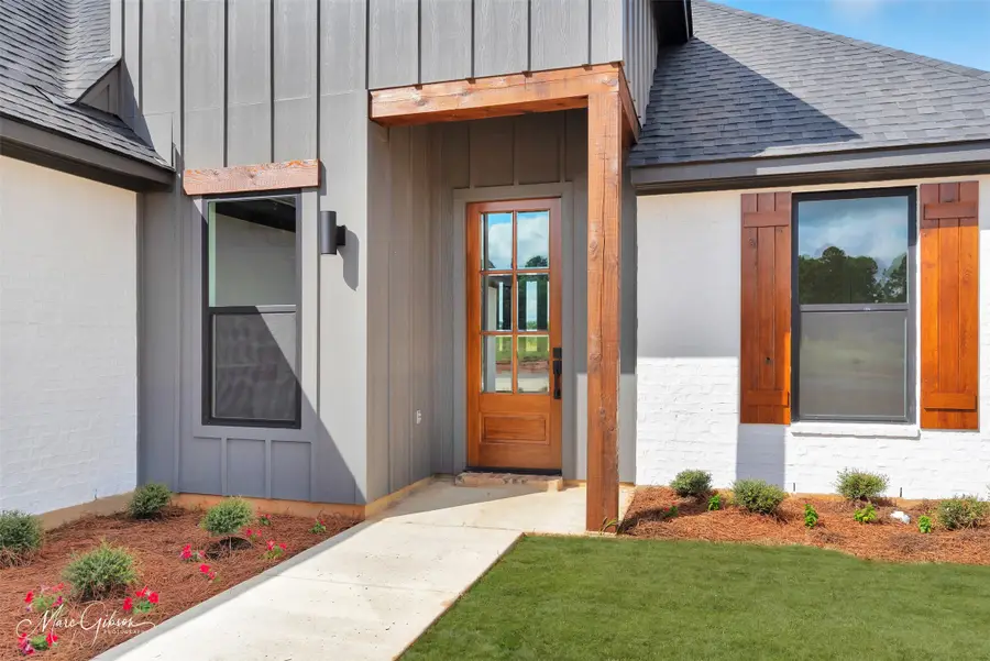 7238 Laurel Ridge Drive, Greenwood, LA 71033 - Image #2