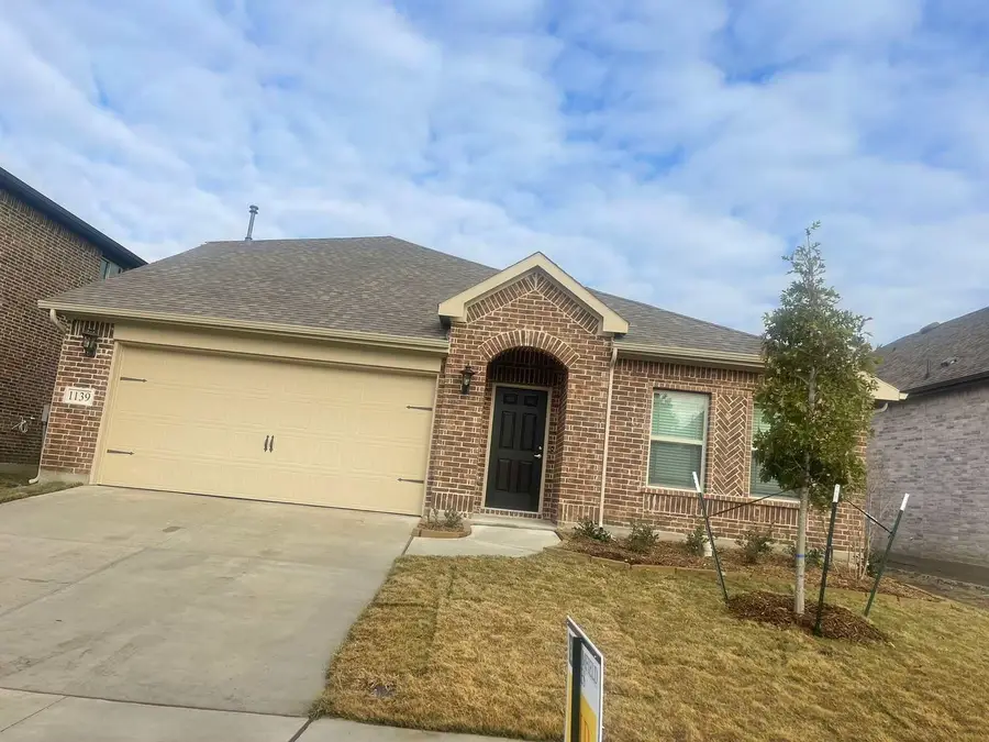 1139 Saddle Ridge Drive, Aubrey, TX 76227 - Image #2