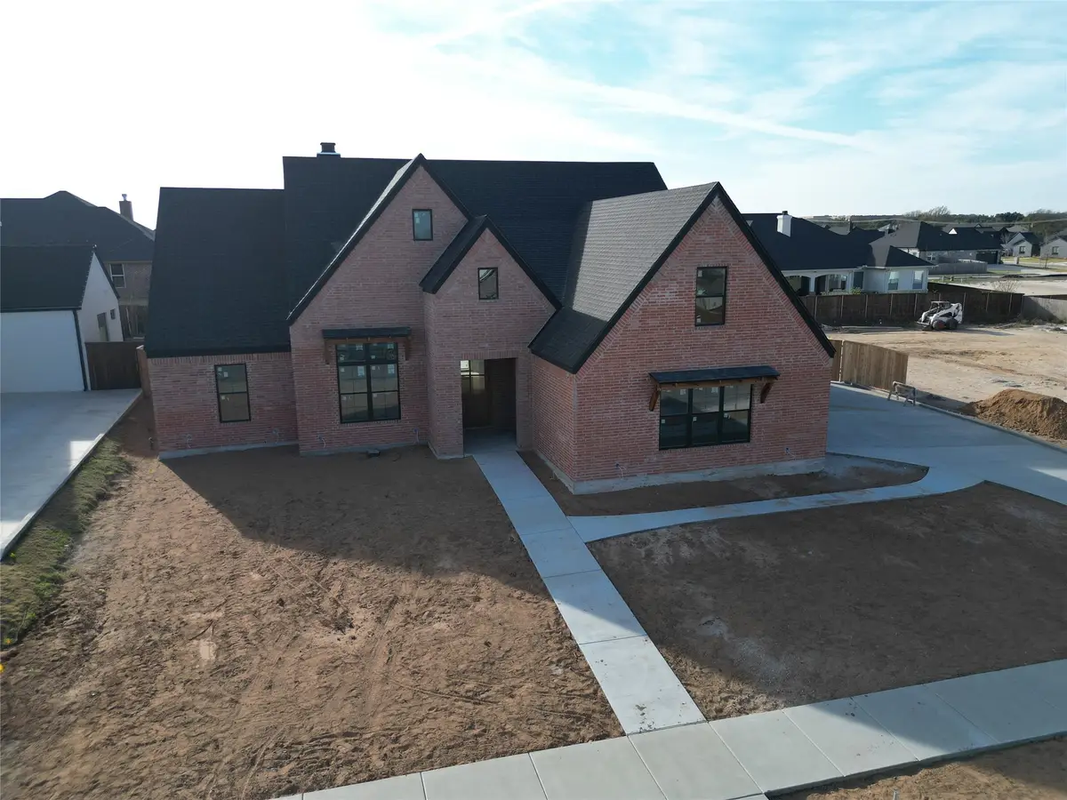 11010 Kings Canyon, Woodway, TX 76712 - Image #1