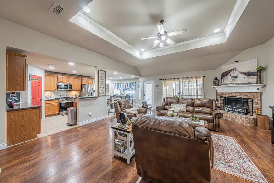 1901 Longhorn Trail, Crowley, TX 76036 - Image #2