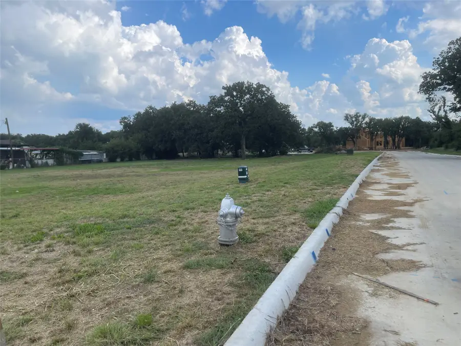 6312 Willard Road, Fort Worth, TX 76119 - Image #2