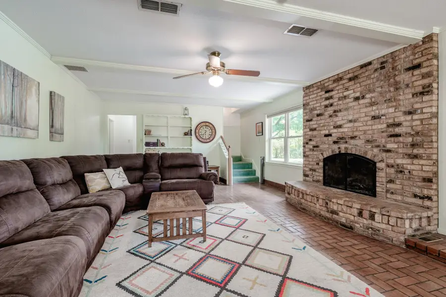 2001 N Lariat Road, Denton, TX 76207 - Image #2