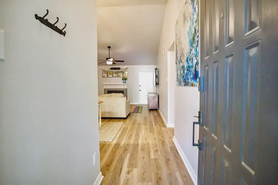 718 Southoak Drive, Athens, TX 75751 - Image #3